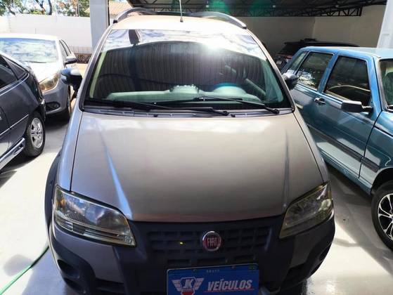 FIAT IDEA 1.8 MPI ADVENTURE 8V FLEX 4P MANUAL
